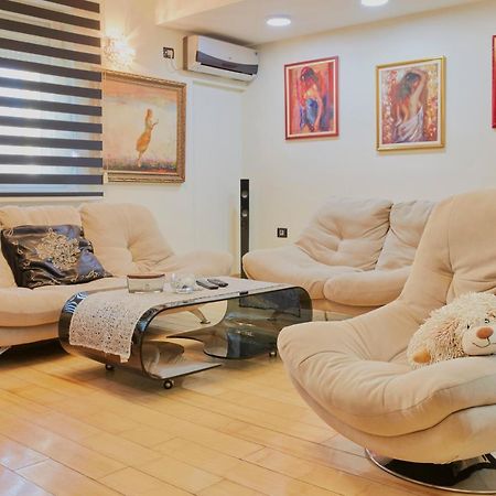 Diamond Butterfly Apartment Skopje Luaran gambar