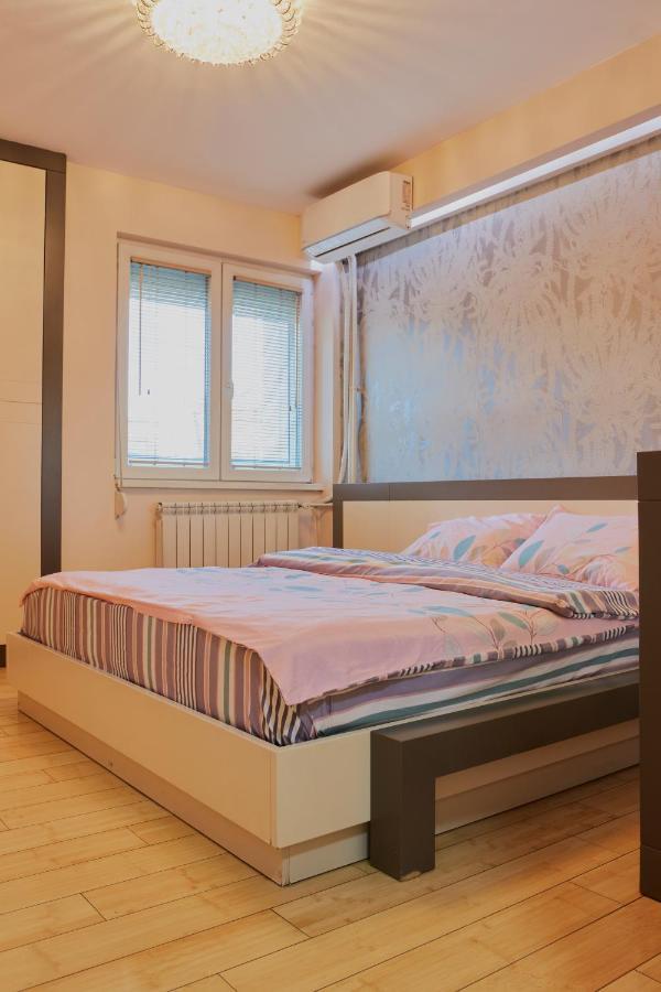 Diamond Butterfly Apartment Skopje Luaran gambar